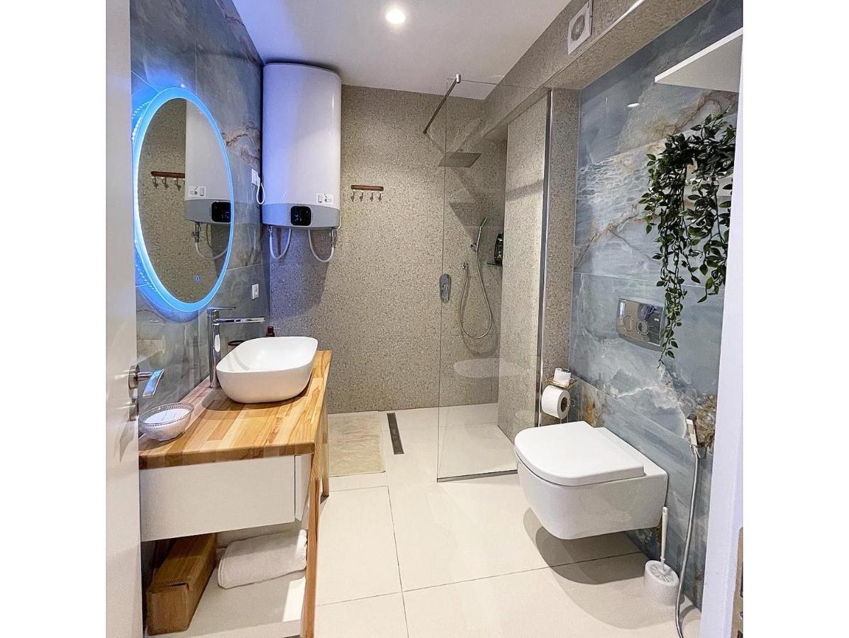Green Terrace Apartment 5 ติรานา ภายนอก รูปภาพ